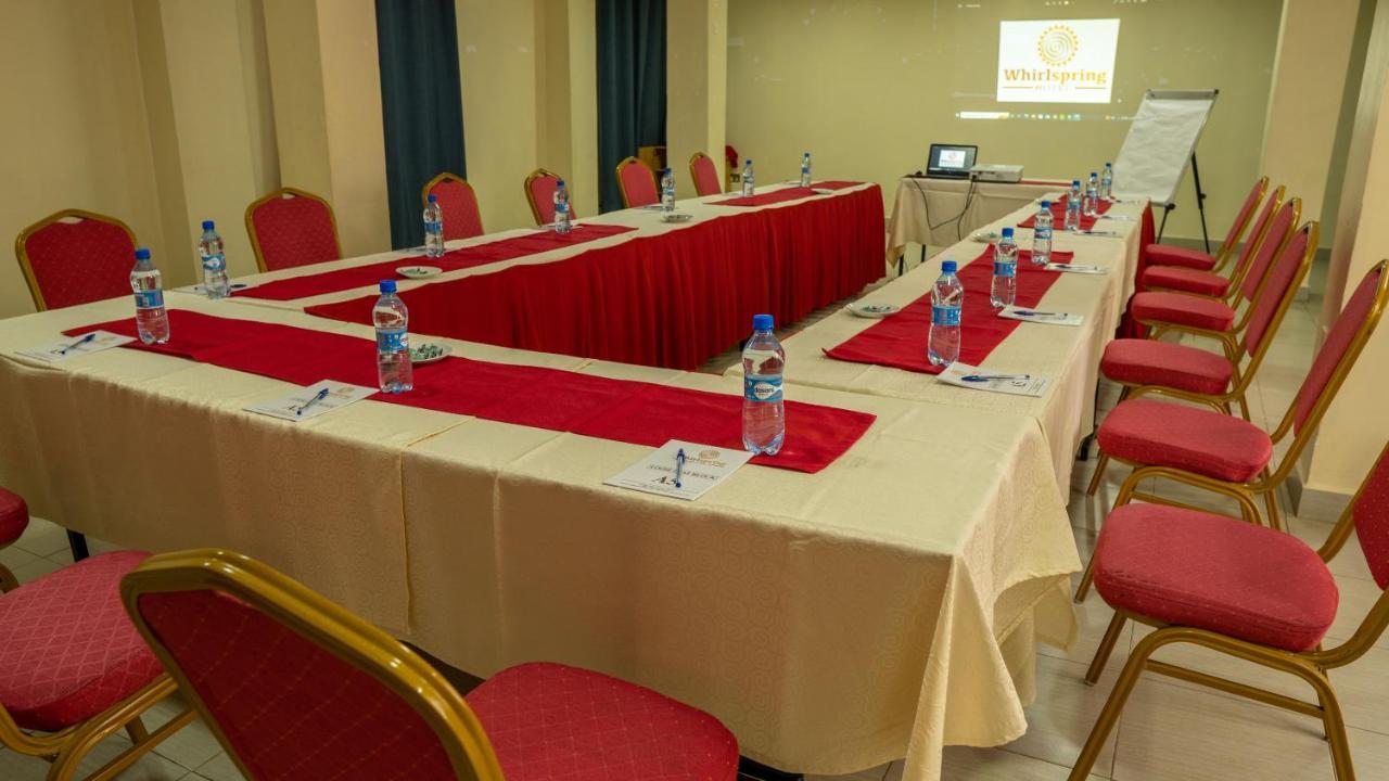 Whirlspring Hotel Kisumu Bagian luar foto